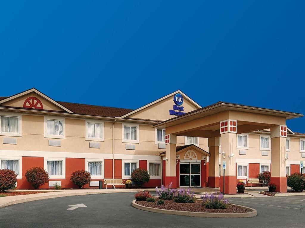 Best Western Nittany Inn Milroy Exterior photo