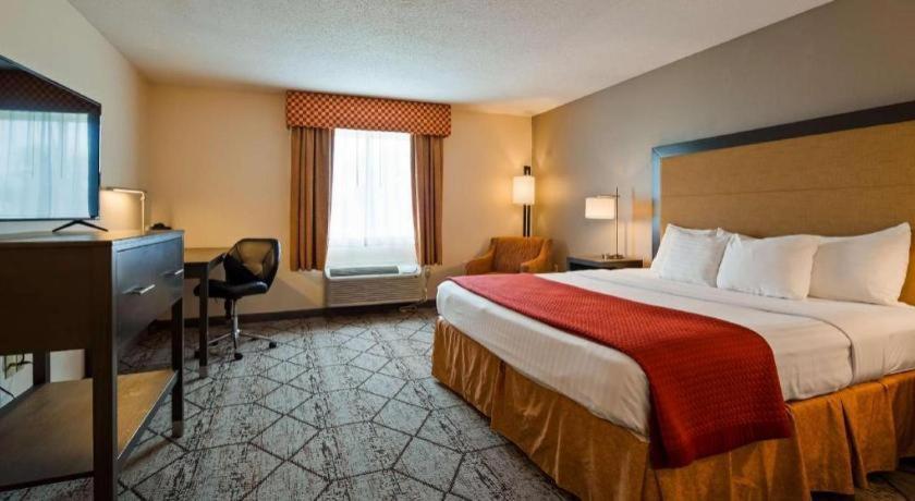Best Western Nittany Inn Milroy Exterior photo